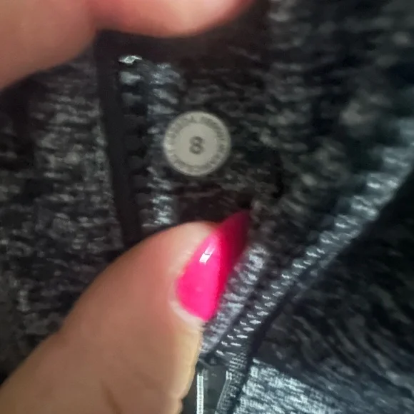 Lululemon Define Jacket Women's Sz 8 Gray Luon in Heathered Long Sleeve Full Zip - Picture 7 of 7